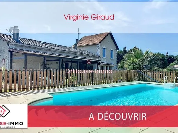Charmante Maison en Pierre avec piscine, granges, dépendances et grand terrain