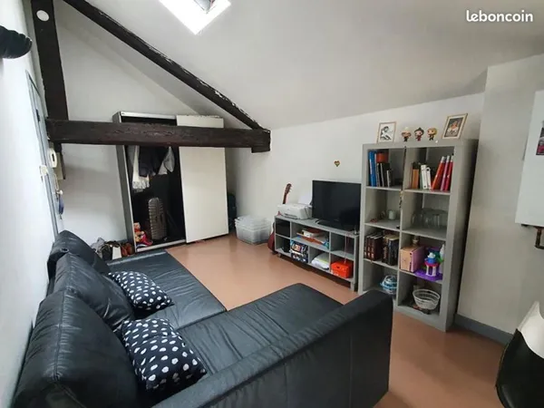 Studio 1 pièce 23 m²