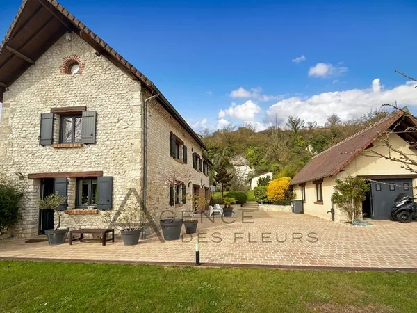 MAISON DE CHARME GARAGE DEPENDANCE