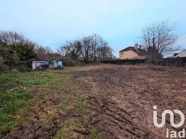 Terrain 437 m²
