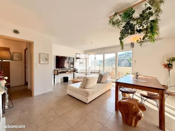 Appartement 4 pièces 81 m²