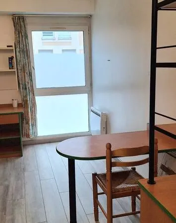 Studio 1 pièce 19 m²