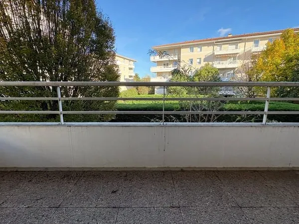 Appartement 4 pièces 77 m²