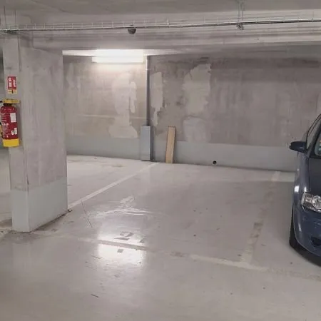 Vends 1x Place de parking souterrain