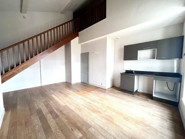 Appartement 2 pièces 63 m²