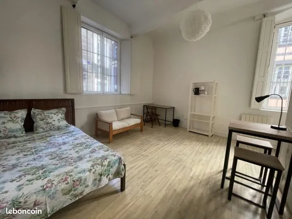 Studio 1 pièce 32 m²