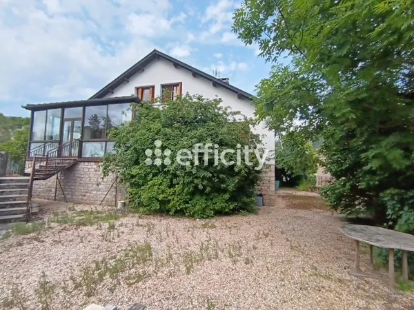 Maison 9 pièces 160 m²