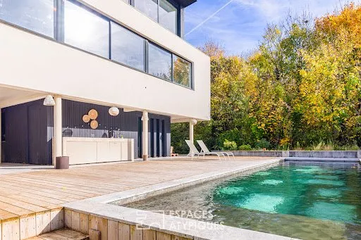 Maison 9 pièces 265 m²