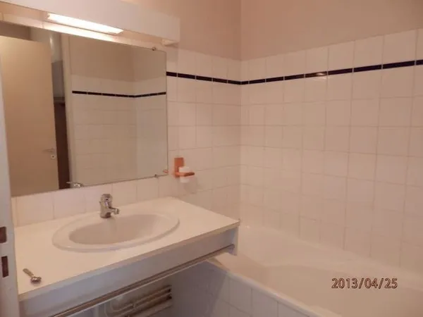 Studio 1 pièce 24 m²