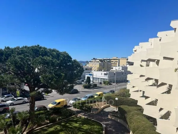 Studio 1 pièce 34 m²