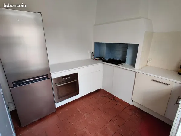 Bel appartement de type T2 meublé