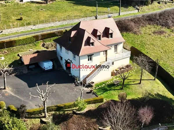 Maison 8 pièces 160 m²