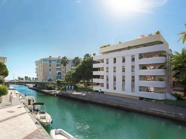 Studio 25m2 - Marina B - Port Fréjus