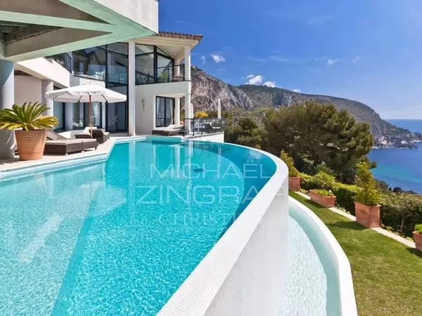 Villa Moderne Familiale avec Vue Panoramique
