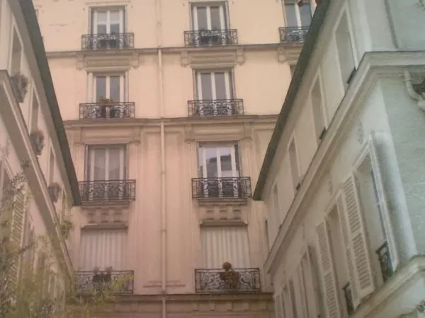 Loue appartement meublé 40m² Paris 8ème - Quartier Champs-Élysées