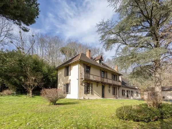 Maison à vendre 8 pièces PRIGONRIEUX (24)
