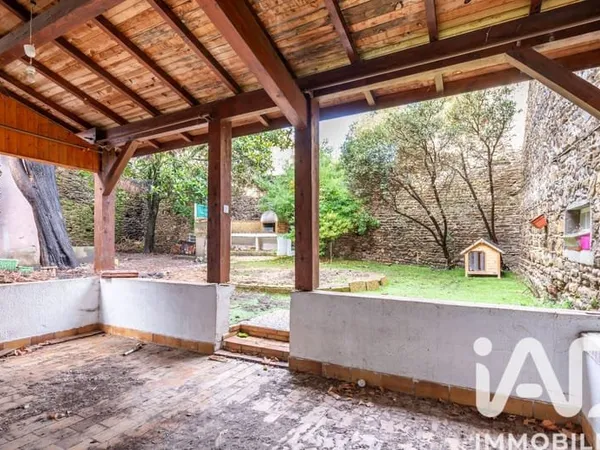 Maison avec appartements 4 pièces 225 m²