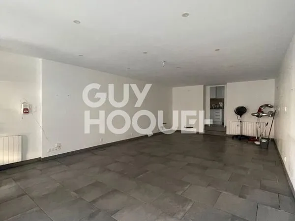 Local commercial 52 m² BRETEUIL