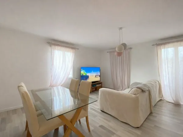 A VENDRE T3 LOUE A LA CHAUSSEE SAINT VICTOR