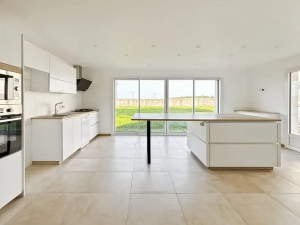 Maison 5 pièces 151 m²
