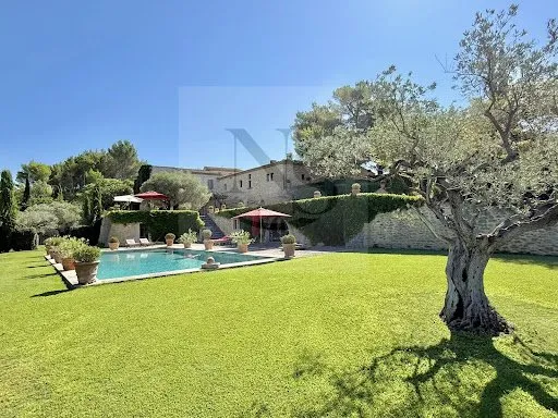 Propriété 10 pièces 500 m²
