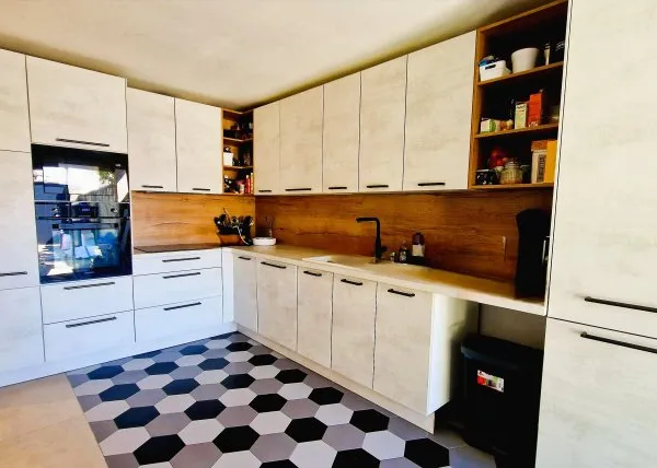 Maison 5 pièces 140 m²
