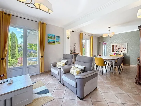 Charmante maison de 165 m² avec combles aménageables Montauban secteur Birac