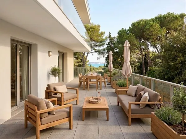 VALBONNE : MAGNIFIQUE T4 VUE MER DE 90M2 IDEALEMENT EXPOSE AVEC TERRASSE DE 60M2 + BOX