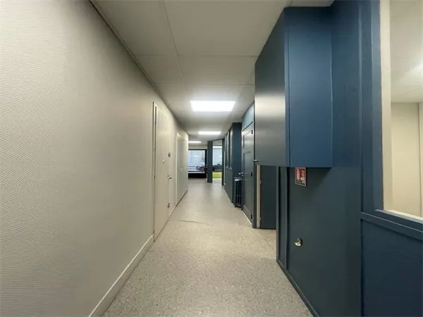 Local d'activité 51 m²