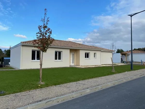 Maison à batir à Creysse
