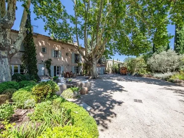 Achat : Maison Paradou (13520)