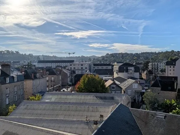 Brive hyper centre : Appartement T3 de standing au 4ème étage avec ascenseur -