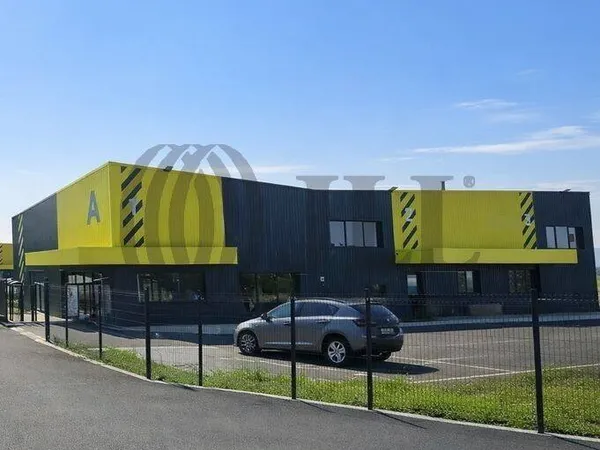 Local d'activité 538 m²