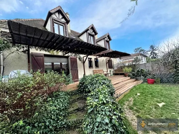 Maison 8 pièces 189 m²