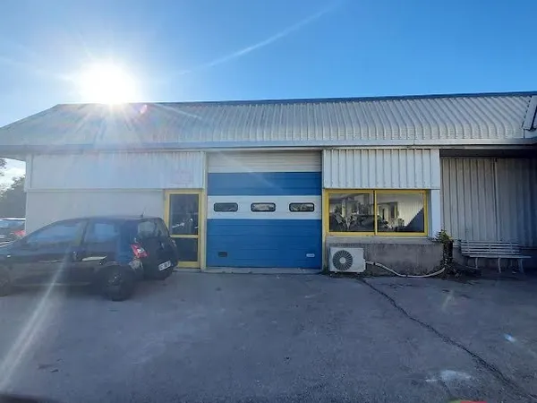 Local 226 m²