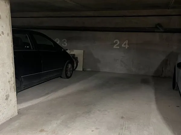 Emplacement de parking centre-ville