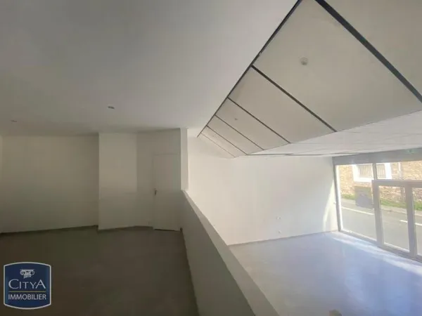Local commercial 70 m²