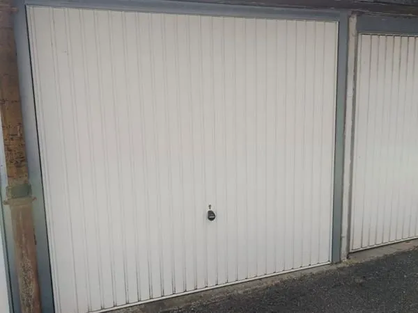 Garage à louer