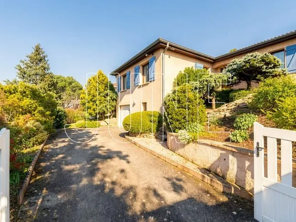 Maison individuelle 4 chambres