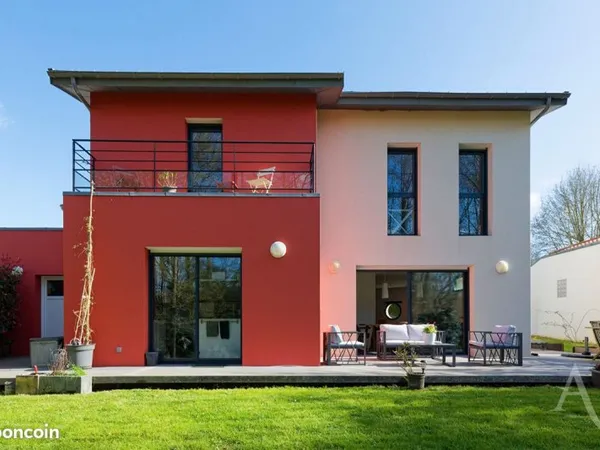 Maison 7 pièces 162 m²