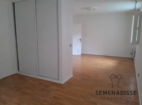 Studio dans résidence séniors prestigieuse avec services