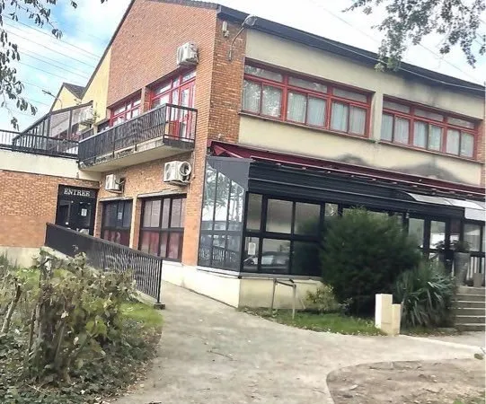 Urgent- Ensemble immobilier commercial - 14% rentabilité
