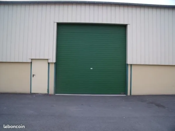 80 m² pour stockage ou activité