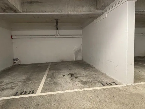 Place de parking Champigny sur Marne dispo immédiatement