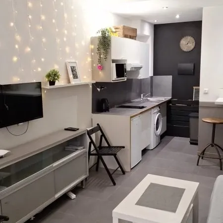 Meublé: Studio de 23m² à Valrose