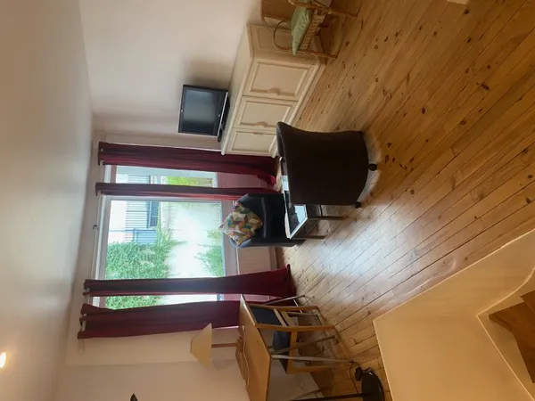 Loue beau T1 meublé 35m² hyper centre ville quartier Graslin - Nantes (44)