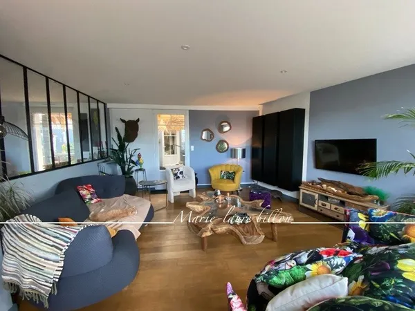 Maison à vendre 6 pièces SAINT GILLES CROIX DE VIE (85) grande maison familiale vue rivière T6 avec 