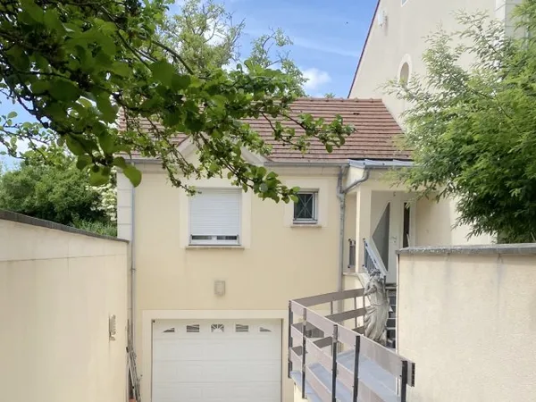 Immeuble 150 m²