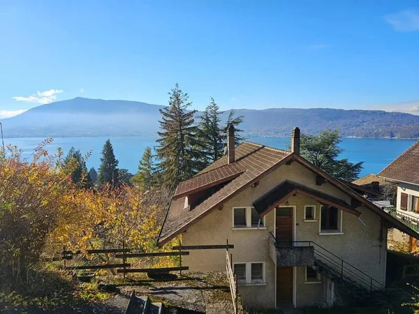 Maison 9 pièces 210 m²