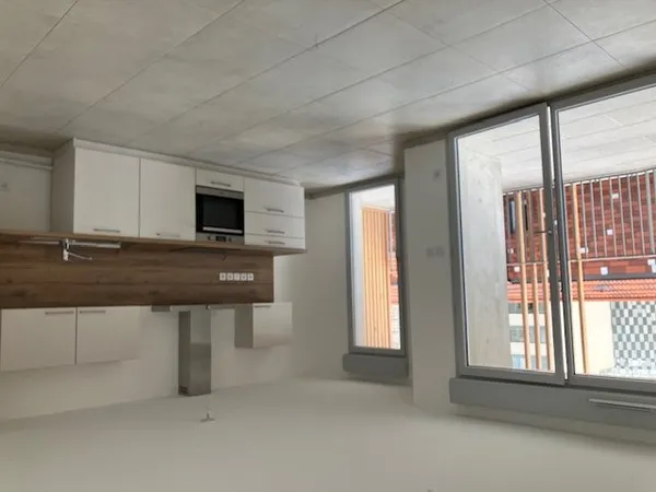 4 pièces neuf 81m² étage élevé à louer - quartier Joliette Docks